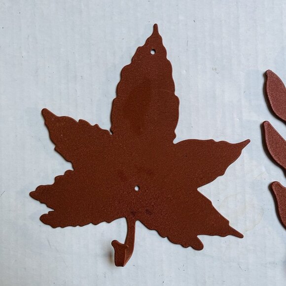 Set of 2 Cast Iron Maple Leaf Shape Coat Hooks Wall Art Decor Rust Color - Picture 2 of 5